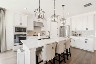 409 Gridiron Cv, Leander, TX 78641 - Photo 11