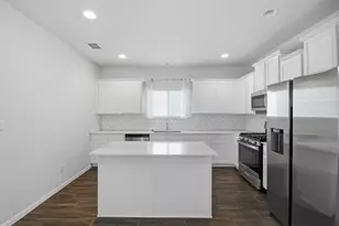 1121 Esplanade Pkwy, San Marcos, TX 78666 - Photo 11