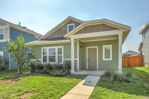 1121 Esplanade Pkwy, San Marcos, TX 78666 - Photo 1