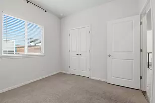1121 Esplanade Pkwy, San Marcos, TX 78666 - Photo 17