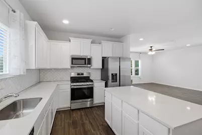 1121 Esplanade Parkway, San Marcos, TX 78666 - Photo 13