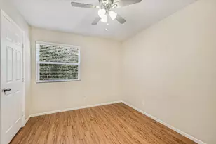 301 Algerita Dr, Georgetown, TX 78628 - Photo 7