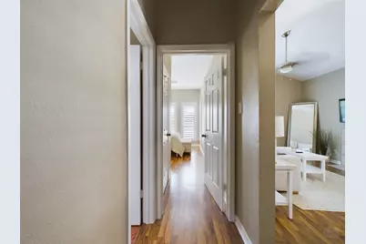 711 W 21st Street #304, Austin, TX 78705 - Photo 7