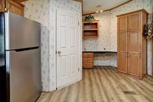 243 Piney Ridge Dr, Bastrop, TX 78602 - Photo 15