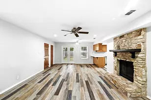 12002 Carmel Park Ln, Austin, TX 78727 - Photo 7