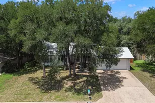 3808 Oak Creek Dr, Austin, TX 78727 - Photo 31