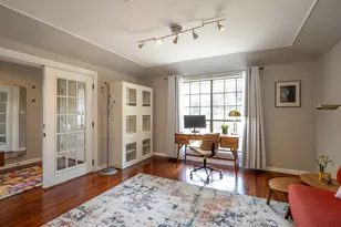 2110 Wychwood Dr, Austin, TX 78746 - Photo 11