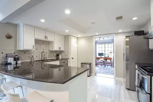 2110 Wychwood Dr, Austin, TX 78746 - Photo 15