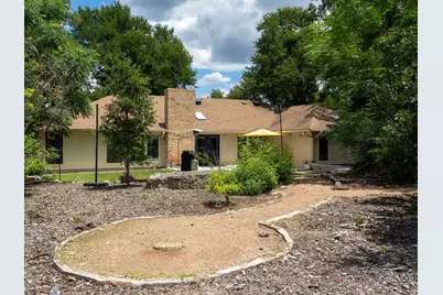 2110 Wychwood Drive, Austin, TX 78746 - Photo 33