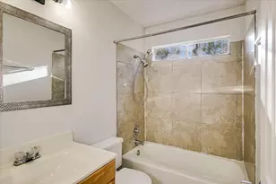 305 Regatta Ct, Lakeway, TX 78734 - Photo 15