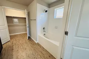 1314 Walden Pond Dr, Pflugerville, TX 78660 - Photo 7