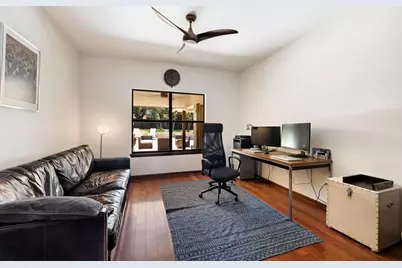 105 N Laurelwood Drive, Austin, TX 78733 - Photo 19