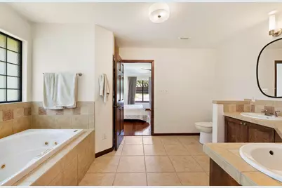 105 N Laurelwood Drive, Austin, TX 78733 - Photo 29