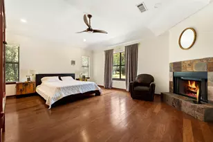 105 N Laurelwood Dr, Austin, TX 78733 - Photo 31
