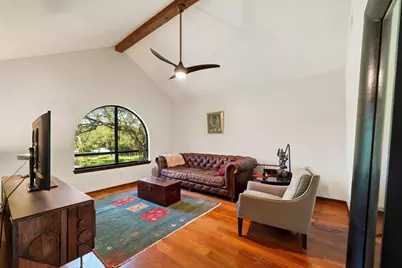 105 N Laurelwood Drive, Austin, TX 78733 - Photo 9