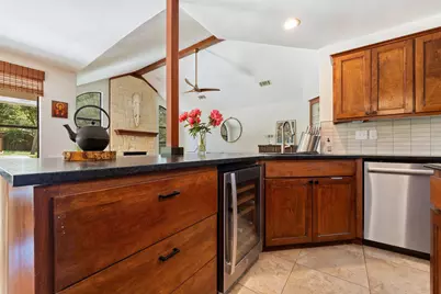 105 N Laurelwood Drive, Austin, TX 78733 - Photo 15