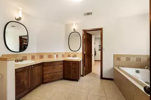 105 N Laurelwood Dr, Austin, TX 78733 - Photo 35