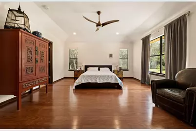 105 N Laurelwood Drive, Austin, TX 78733 - Photo 33