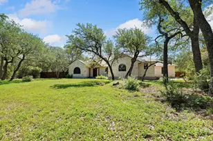 105 N Laurelwood Dr, Austin, TX 78733 - Photo 13