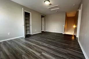 13120 Dearbonne Dr, Del Valle, TX 78617 - Photo 21