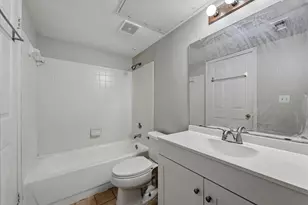 501 W 26th St, Austin, TX 78705 - Photo 13