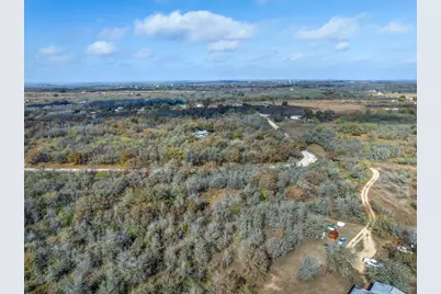 840 Bugtussle Lane, Luling, TX 78648 - Photo 11