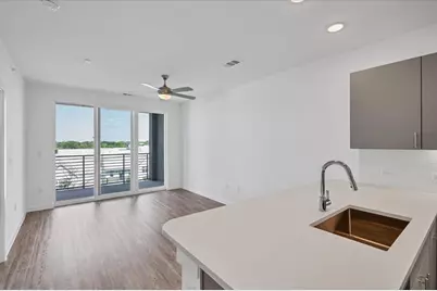 4801 Springdale Road #1402, Austin, TX 78723 - Photo 9