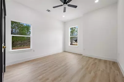 121 E Keomuku Lane, Bastrop, TX 78602 - Photo 21