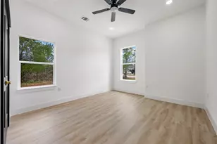 121 E Keomuku Ln, Bastrop, TX 78602 - Photo 21