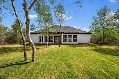 121 E Keomuku Lane, Bastrop, TX 78602 - Photo 25