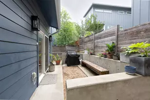 3923 E 16th St, Austin, TX 78721 - Photo 35