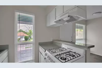 4406 Avenue C Avenue #205, Austin, TX 78751 - Photo 7