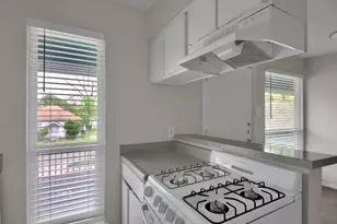 4406 Ave C Ave, Austin, TX 78751 - Photo 7