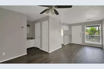 4406 Avenue C Avenue #205, Austin, TX 78751 - Photo 9