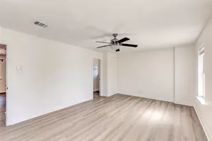 8116 Forest Heights Ln, Austin, TX 78749 - Photo 19