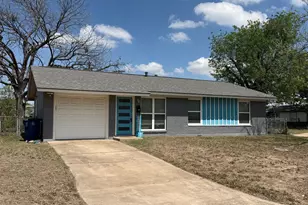 1400 Kamar Dr, Austin, TX 78757 - Photo 1