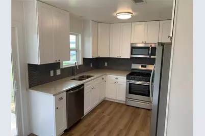 1400 Kamar Drive, Austin, TX 78757 - Photo 7