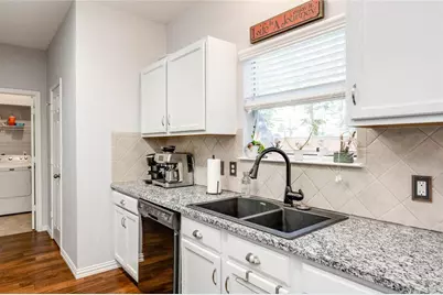 12221 Buzz Schneider Lane, Austin, TX 78748 - Photo 9