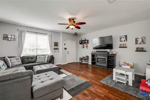 12221 Buzz Schneider Ln, Austin, TX 78748 - Photo 5