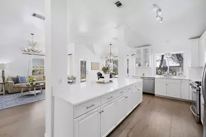 5700 Travis Green Lane, Austin, TX 78735 - Photo 15