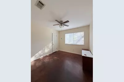 8621 Talyne Chaise Circle #B, Austin, TX 78729 - Photo 5