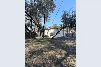 8621 Talyne Chaise Circle #B, Austin, TX 78729 - Photo 37