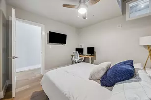 360 Nueces St, Austin, TX 78701 - Photo 29