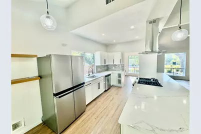 9506 Stonebridge Drive, Austin, TX 78758 - Photo 9