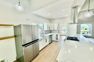 9506 Stonebridge Dr, Austin, TX 78758 - Photo 9