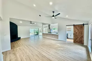9506 Stonebridge Dr, Austin, TX 78758 - Photo 3