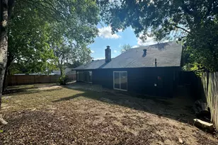 9506 Stonebridge Dr, Austin, TX 78758 - Photo 13