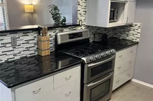 505 W 7th St, Austin, TX 78701 - Photo 19