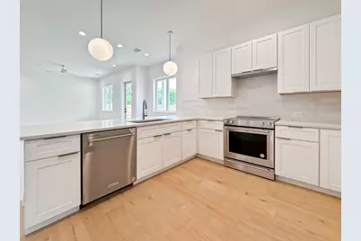 3614 Abbate Circle #B, Austin, TX 78721 - Photo 5