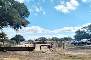 621 Stanton Rd, Johnson City, TX 78636 - Photo 39